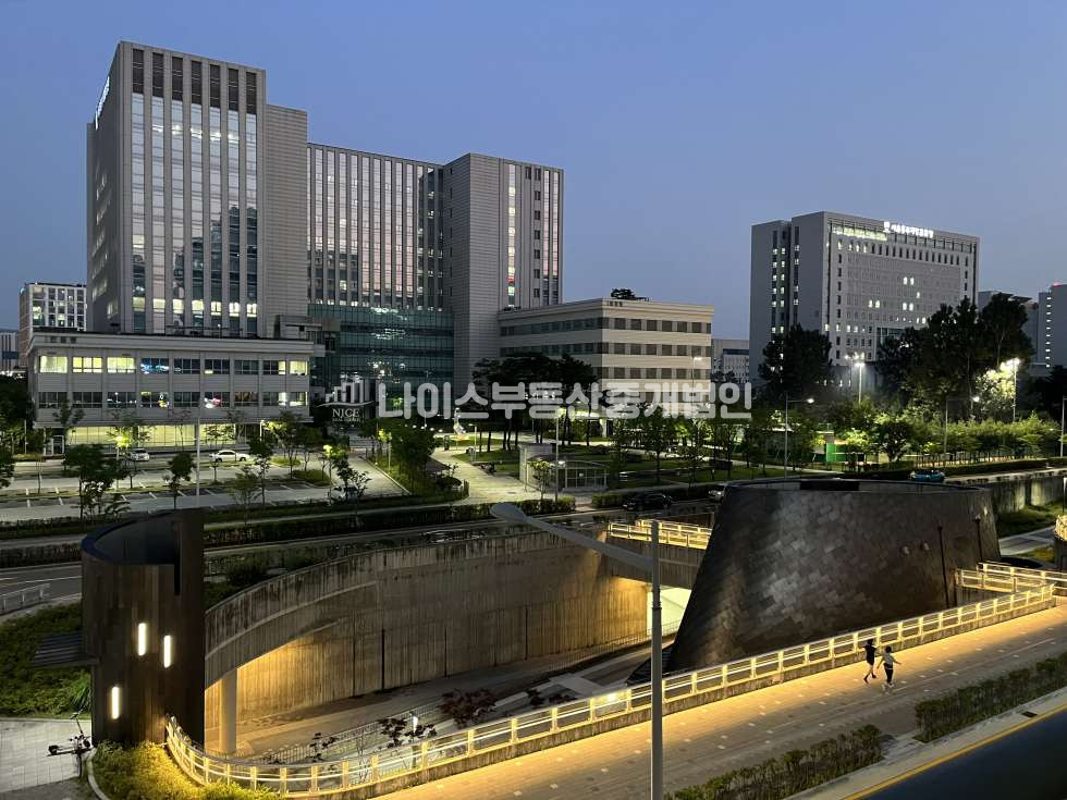 서울 송파구 문정동 순수익2,000만원 대박상가자리 놓치지마세요 월세 매물번호 10127 사진 1